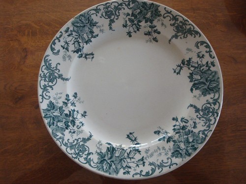 Grand plat creux amand - plat, et