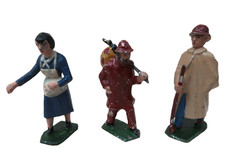 La Ferme 3 personnages en Plomb Creux Bel Etat Jouet Ancien BF 1920-1930 France