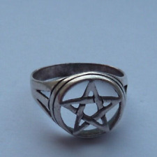 belle bague wicca vintage en argent ornée des pentagramme ajouré, bijou 90's!