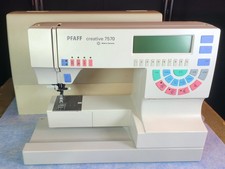 Pfaff Creative 7570 with Case