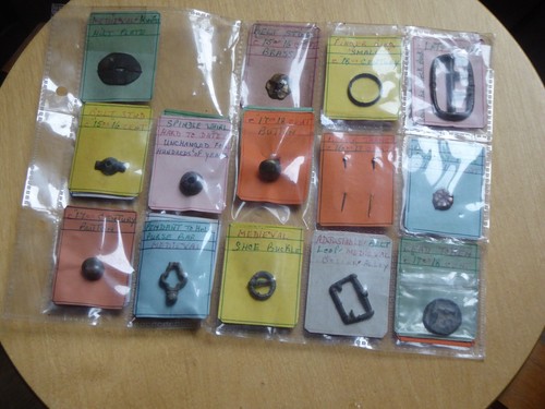 Lot bouton boucle jeton goujon - boucle,