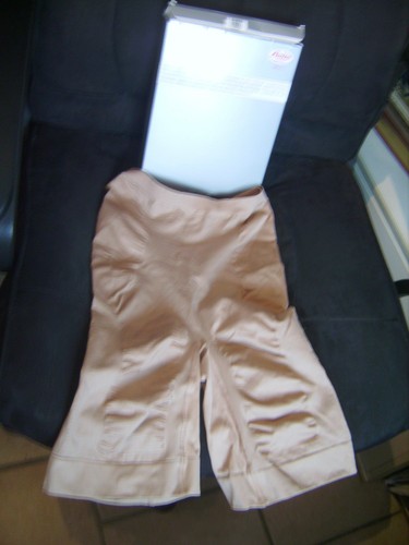 Gaine culotte avec jambes - gaine-culotte,