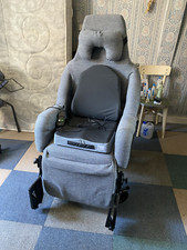 Fauteuil électrique médicalisé