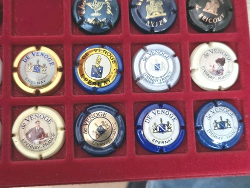 Serie capsules de - de, 8