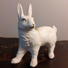 LAPIN BLANC ancien en biscuit porcelaine Dim. 10,7 X 9,8cm Numéroté