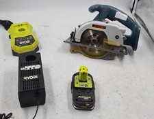Lot De 4 Ryobi Outils - Scie Circulaire, Batterie, 2 Chargeurs, Pièces