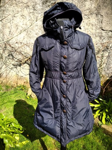 Belle doudoune noire - , plumes