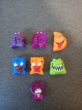 LOT 7 Figurines DRACCO HEADS