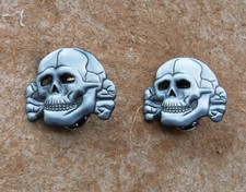 Lot de 2. Épingles. Tête de