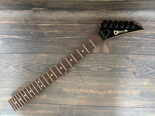Col tête concorde charvel - tête,
