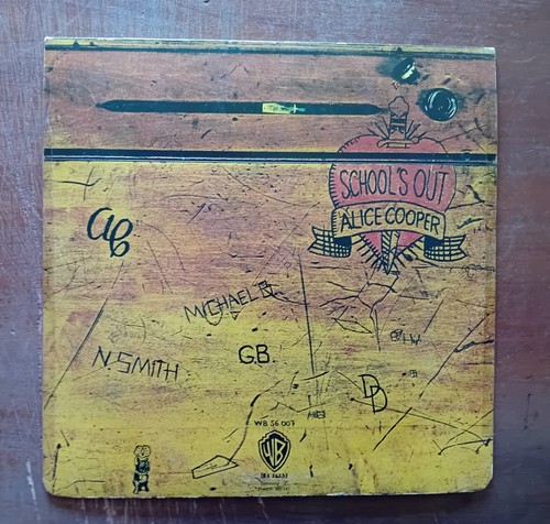 Alice cooper school out - alice,