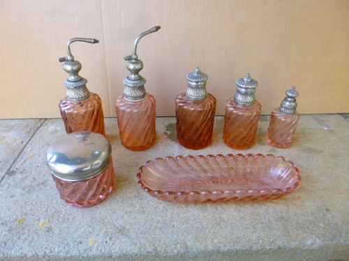 Baccarat flacons anciens - ,