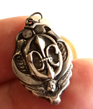 Pendentif ancien reliquaire