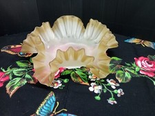 Antique Panier De Mariées Victorienne , Bol En Bord Volantés