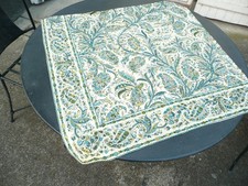 tissu ancien  en coton à décors de fleurs