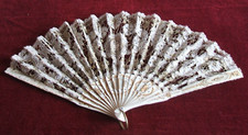 Superbe EVENTAIL  dentelle
