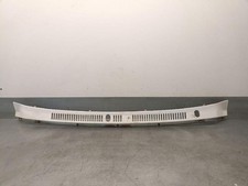 SD33 moulure pour NISSAN PATROL III 1 STATION WAGON (W160) 3.2 TD 1979 5536384