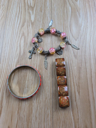 Lot bracelets fantaisie - de,
