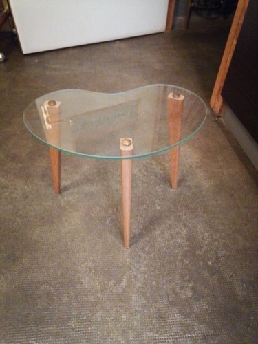 Petite table appoint - table,