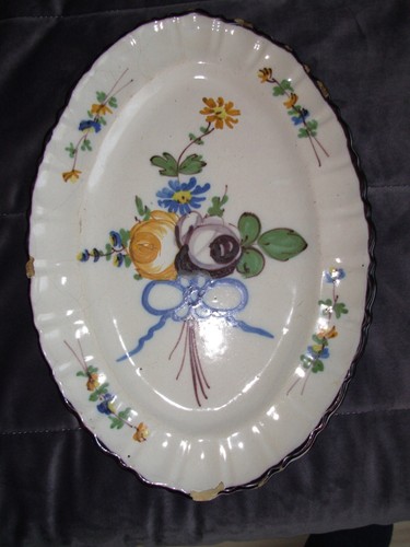 Plat faïence 19e bourg - plat, 18/19e