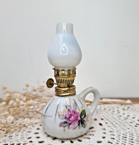 Petite lampe pétrole - petite, à