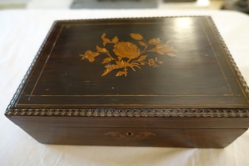 Boite coffret ouvrage - boite,