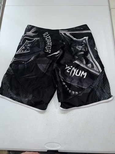 Ufc fight shorts mens small - fight,