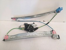 MECANISME+MOTEUR LEVE-GLACE AV