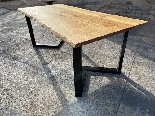 Table manger design - manger,