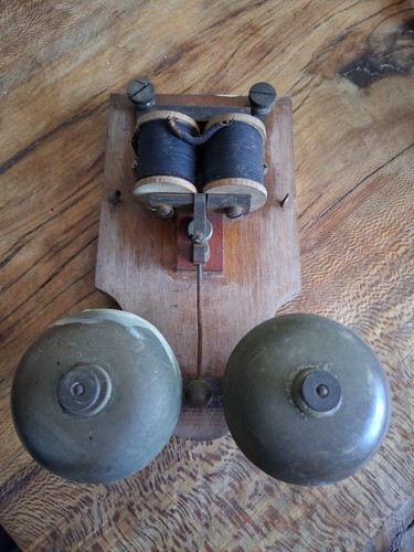 Ancienne sonnerie - , de