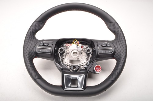 Volant cuir super - volant,