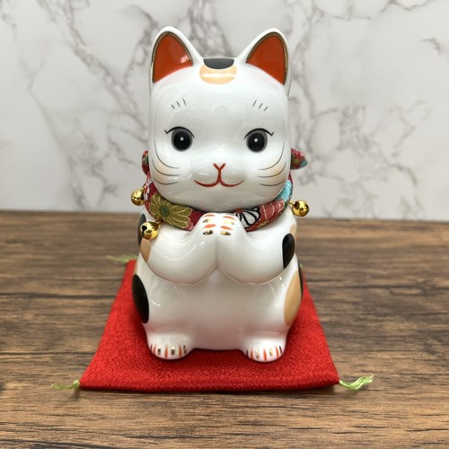 Chat priant porcelaine - en,
