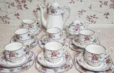 Soucoupe tasse Royal Albert Petit Point 6 set de thé du Japon