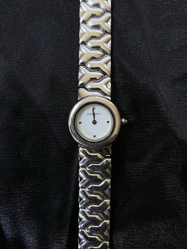 Montre yves saint - montre, laurent