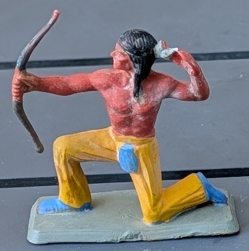 Figurine indien nestlé - figurine,