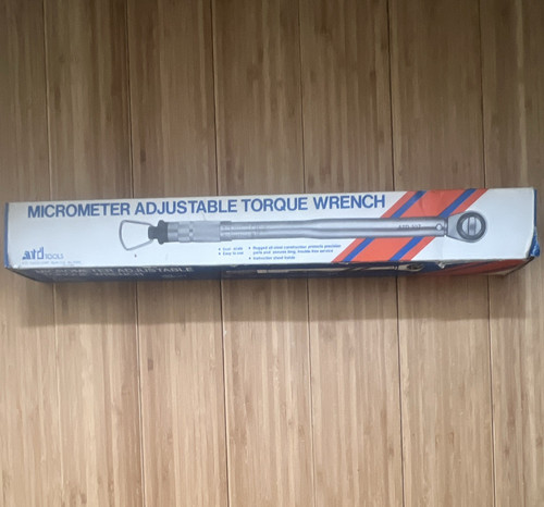 Ratcheting torque wrench - torque, 1/2"