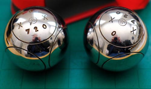 Two vintage petanque - jb,