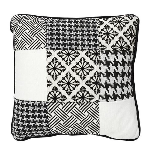 Coussin patchwork blanc noir