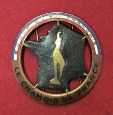INSIGNE DE SKI " LE CHAMOIS DE FRANCE " ESF VARIANTE PLUS PETIT 55 mm