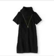 Dress Girl with jewelry 