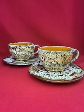 2 Grandes Tasses et Soucoupes