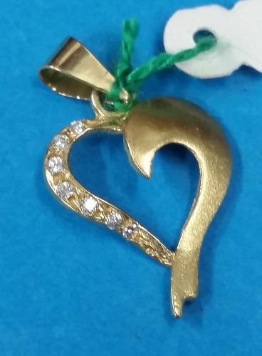 Beau pendentif coeur jaune - or,