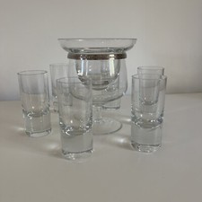 MAGNIFIQUE SERVICE A CAVIAR ET