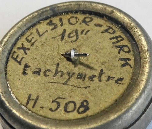 Horlogerie montre axe - montre,
