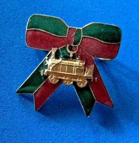 Insigne broche ancienne - broche,