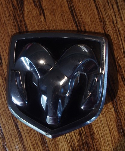 Oem rams head - rams, emblem