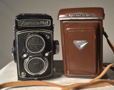 Vintage Yashica Mat / With