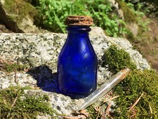 Vintage VICKS VA-TRO-NOL blue medicine bottle antique 2.5 in. high with dropper!