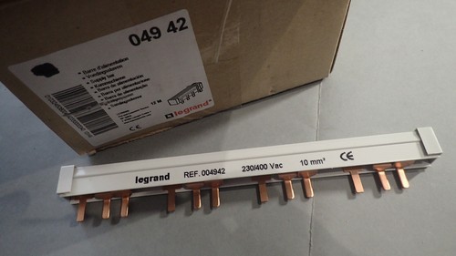Legrand 4942 peigne - 4942,