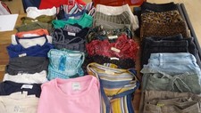 GROS LOT VETEMENT FEMME T.40 / M DESIGUAL CACHE CACHE BONOBO ROXY LEE CAMAIEU